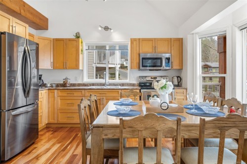 279 Castley Hts, Lake Cowichan, BC 