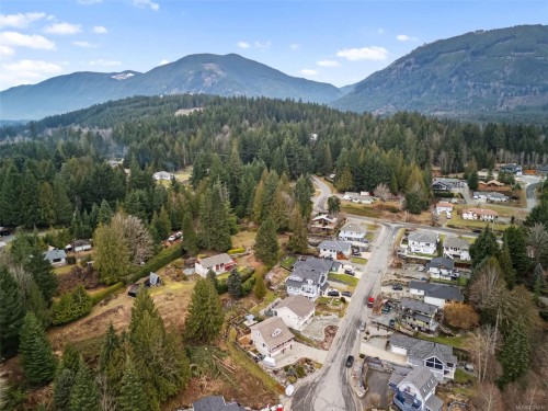 279 Castley Hts, Lake Cowichan, BC 