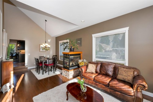 2510 Boompond Rd, Mill Bay, BC 