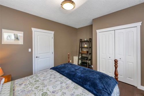 2510 Boompond Rd, Mill Bay, BC 