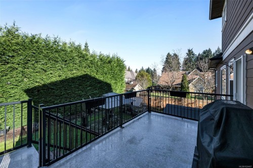 2510 Boompond Rd, Mill Bay, BC 