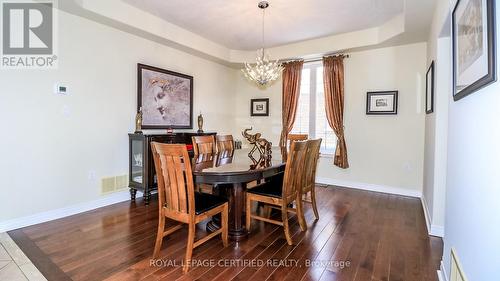 79 Sovereign'S Gate, Barrie, ON - Indoor Photo Showing Dining Room