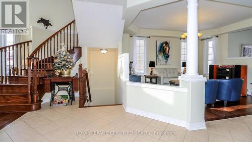 79 Sovereign'S Gate, Barrie, ON - Indoor Photo Showing Other Room