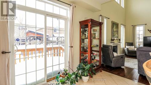 79 Sovereign'S Gate, Barrie, ON - Indoor Photo Showing Other Room