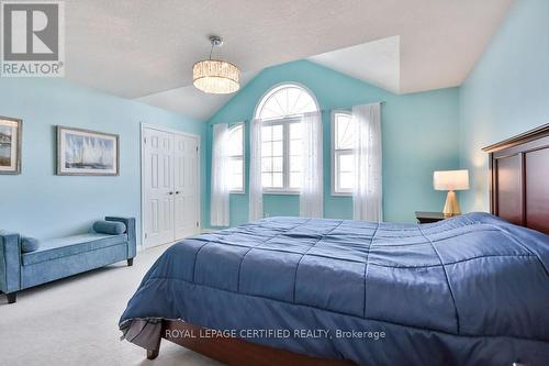 79 Sovereign'S Gate, Barrie, ON - Indoor Photo Showing Bedroom