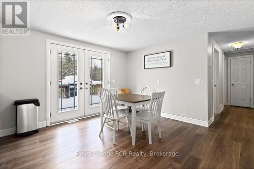 282848 Normanby-Bentinck Townline, West Grey, ON - Indoor Photo Showing Dining Room