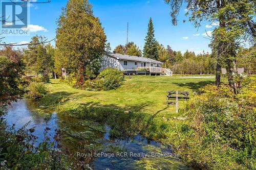 282848 Normanby-Bentinck Townline, West Grey, ON - Outdoor