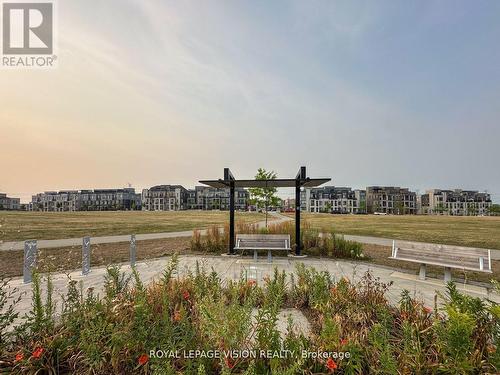 74 Caspian Square, Clarington, ON - Outdoor With View