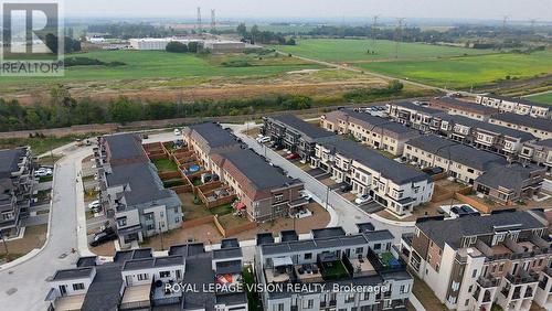 74 Caspian Square, Clarington, ON - Outdoor With View