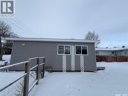 130 2Nd Avenue Se, Eston, SK - Outdoor With Exterior