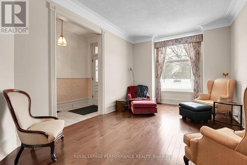 337 Lyon Street N, Ottawa, ON - Indoor