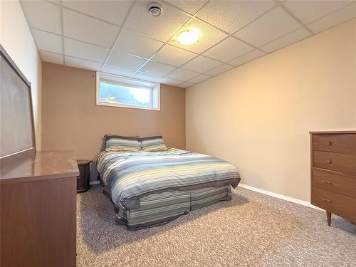 19 Hawthorn Crescent, Brandon, MB - Indoor Photo Showing Bedroom