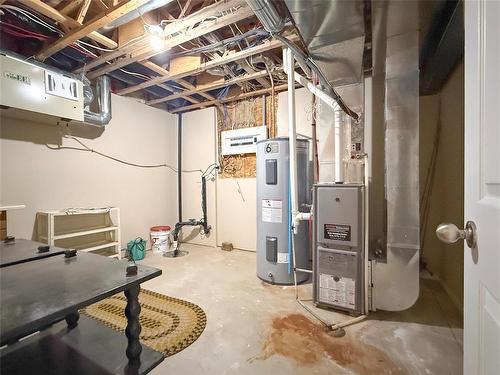 19 Hawthorn Crescent, Brandon, MB - Indoor Photo Showing Basement