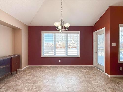 19 Hawthorn Crescent, Brandon, MB - Indoor Photo Showing Other Room