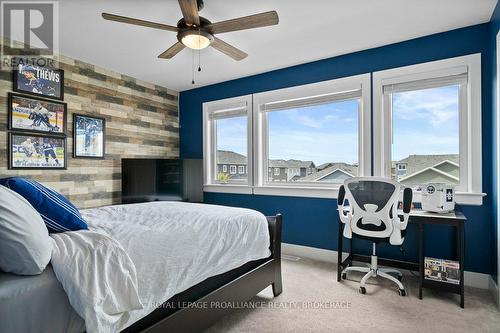 103 Pearce Street, Loyalist (Amherstview), ON - Indoor Photo Showing Bedroom