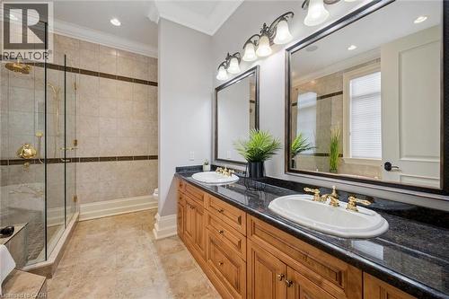 63 Metcalfe Street, Guelph, ON - Indoor Photo Showing Bathroom