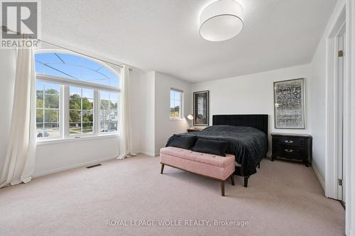 140 Veronica Drive, Kitchener, ON - Indoor Photo Showing Bedroom