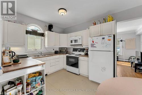 31 Beverley Street, Kingston (Central City East), ON - Indoor Photo Showing Kitchen With Double Sink