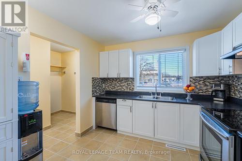 67 - 1347 Perez Crescent, Ottawa, ON - Indoor Photo Showing Kitchen With Double Sink