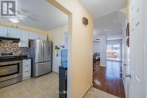 67 - 1347 Perez Crescent, Ottawa, ON - Indoor Photo Showing Kitchen