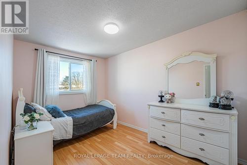 67 - 1347 Perez Crescent, Ottawa, ON - Indoor Photo Showing Bedroom
