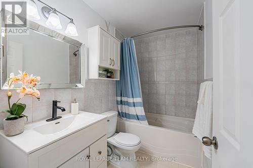 67 - 1347 Perez Crescent, Ottawa, ON - Indoor Photo Showing Bathroom