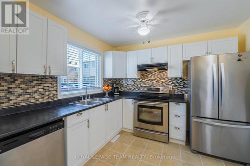 67 - 1347 Perez Crescent, Ottawa, ON - Indoor Photo Showing Kitchen With Double Sink