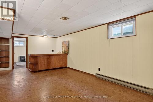 260 Bellevue Street, Peterborough (Northcrest Ward 5), ON - Indoor Photo Showing Other Room
