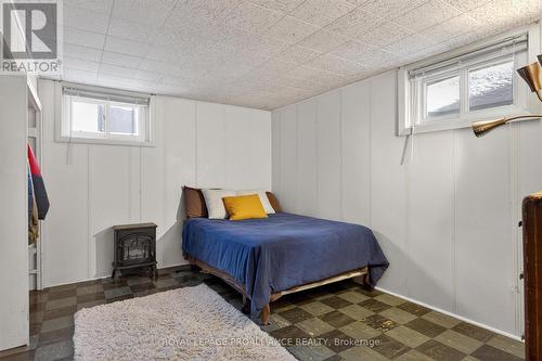 260 Bellevue Street, Peterborough (Northcrest Ward 5), ON - Indoor Photo Showing Bedroom