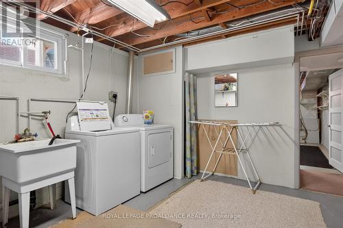 260 Bellevue Street, Peterborough (Northcrest Ward 5), ON - Indoor Photo Showing Laundry Room