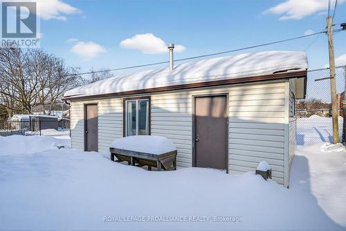 260 Bellevue Street, Peterborough (Northcrest Ward 5), ON - Outdoor With Exterior