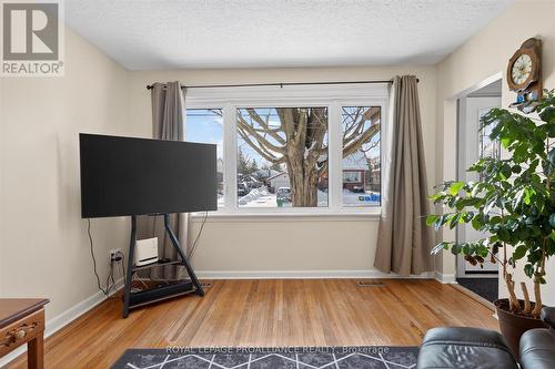 260 Bellevue Street, Peterborough (Northcrest Ward 5), ON - Indoor Photo Showing Other Room