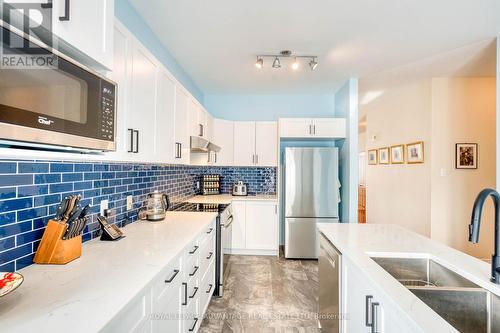 Bright, spacious w/custom cabinetry ... - 10 Antonio Way, Perth, ON - Indoor Photo Showing Kitchen With Upgraded Kitchen