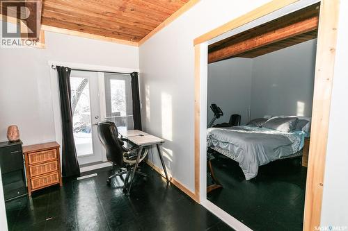 335 Yukon Avenue, Kerrobert, SK - Indoor Photo Showing Other Room