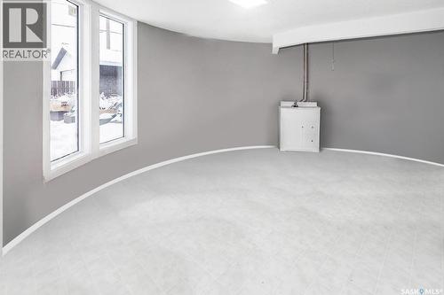 335 Yukon Avenue, Kerrobert, SK - Indoor Photo Showing Other Room
