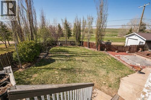 335 Yukon Avenue, Kerrobert, SK - Outdoor