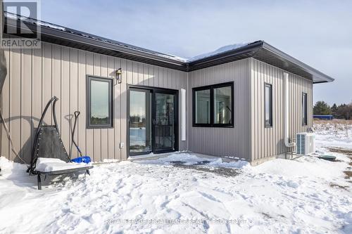 292 Kyes Road, Front Of Leeds & Seeleys Bay, ON - Outdoor