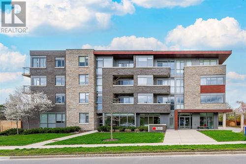Boutique Four-Storey Condominium in Mountainside! - 111 - 1284 Guelph Line, Burlington, ON - Outdoor With Facade