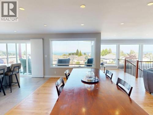 3784 Trail Place, Powell River, BC - Indoor Photo Showing Dining Room