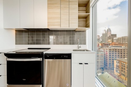 Kitchen - 3320-435 Boul. René-Lévesque O., Montréal (Ville-Marie), QC - Indoor Photo Showing Kitchen