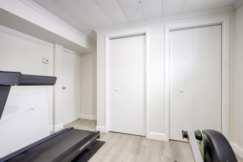 Chambre à coucher - 24 Place Lévis, Saint-Bruno-De-Montarville, QC - Indoor Photo Showing Other Room