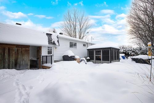 Cour - 24 Place Lévis, Saint-Bruno-De-Montarville, QC - Outdoor