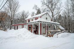 775 Ch. Tamaracouta  Mille-Isles, QC J0R 1A0