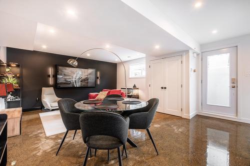 Intergénération - 21 Rue Lafontaine, Chambly, QC - Indoor Photo Showing Dining Room