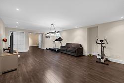 Family room - 