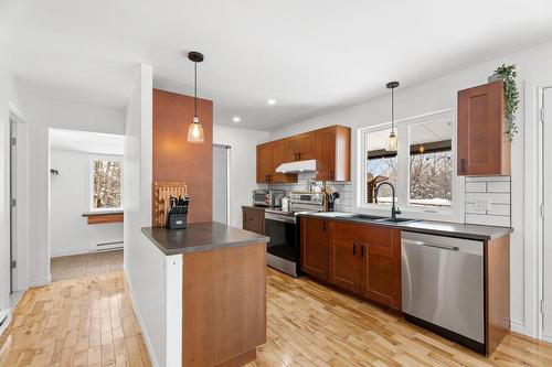 Cuisine - 1735 Ch. Du 1Er-Rang, Sainte-Lucie-Des-Laurentides, QC - Indoor Photo Showing Kitchen