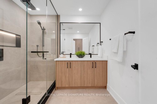 74B Floyd Avenue, Toronto, ON - Indoor Photo Showing Bathroom