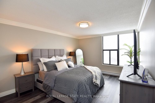 1707-75 Queen Street N, Hamilton, ON - Indoor Photo Showing Bedroom