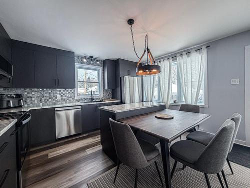 Cuisine - 392 Rue St-Paul, Brownsburg-Chatham, QC - Indoor