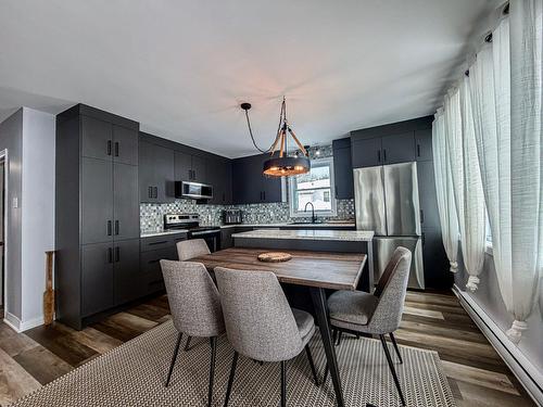 Cuisine - 392 Rue St-Paul, Brownsburg-Chatham, QC - Indoor